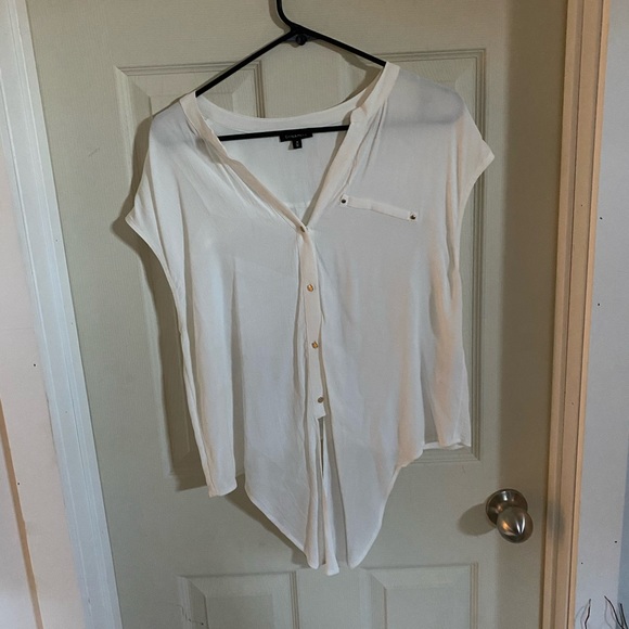 Dynamite Blouse - Picture 2 of 2